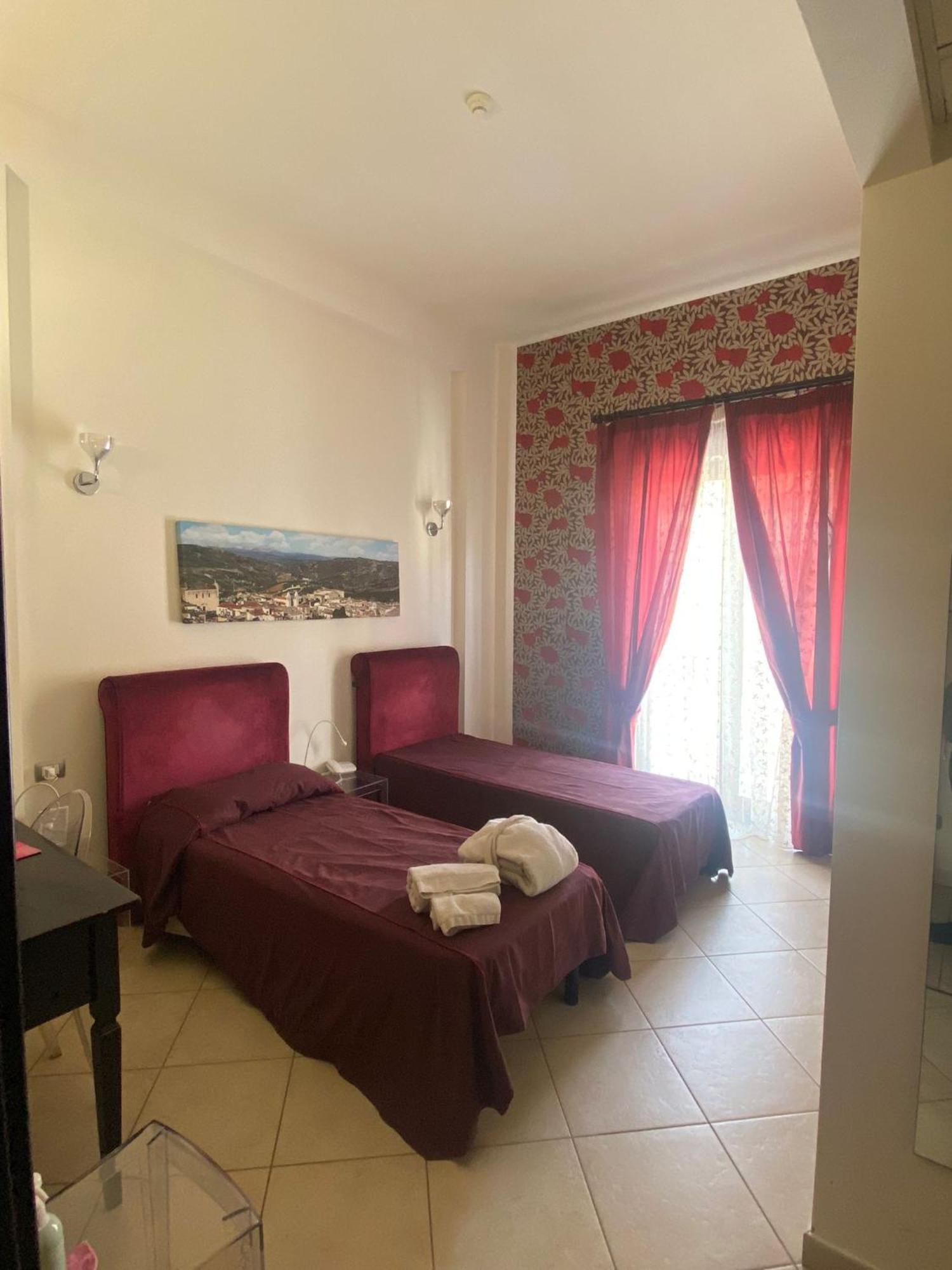 Regalpetra Hotel Racalmuto Buitenkant foto