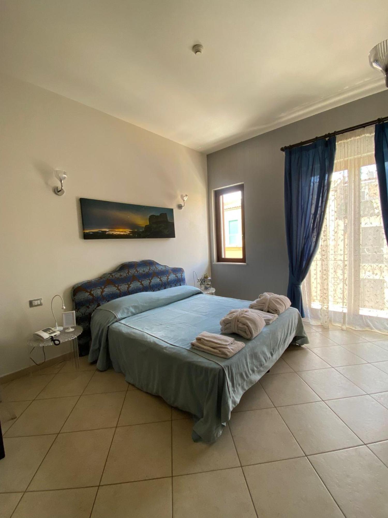 Regalpetra Hotel Racalmuto Buitenkant foto